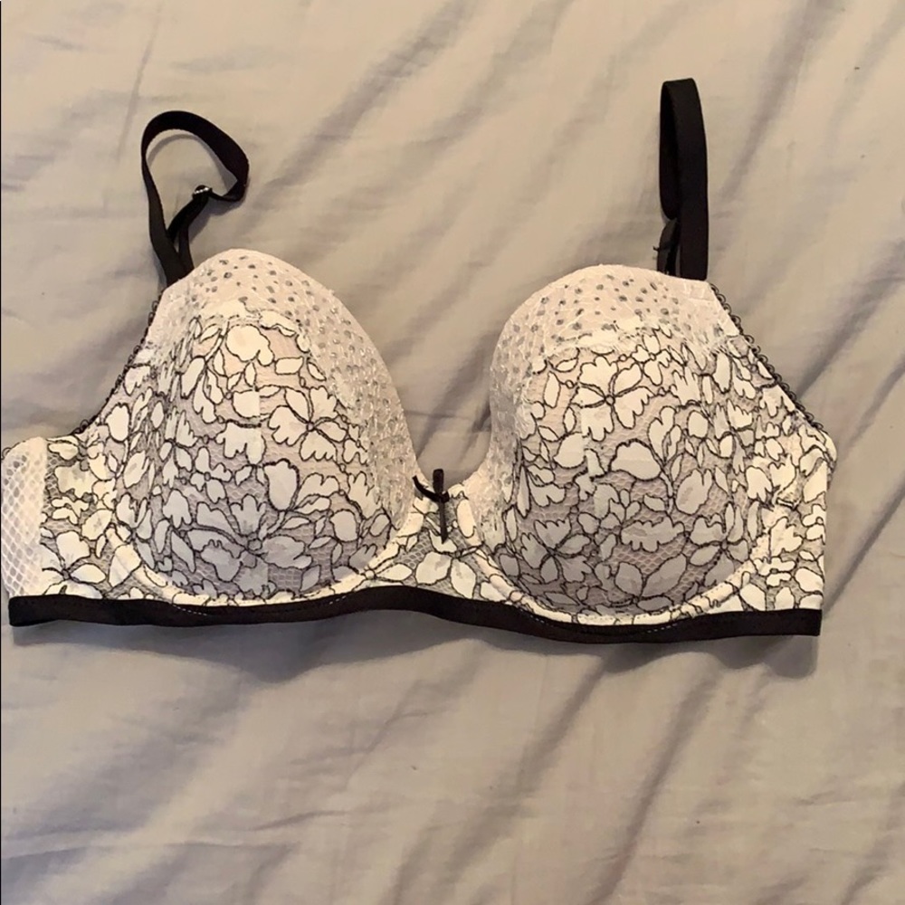 Victoria’s Secret bra